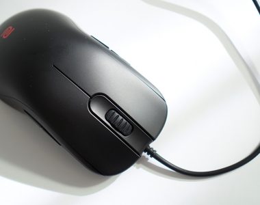 ماوس گیمینگ +FK1، گنجی سیاه زیر دست شما